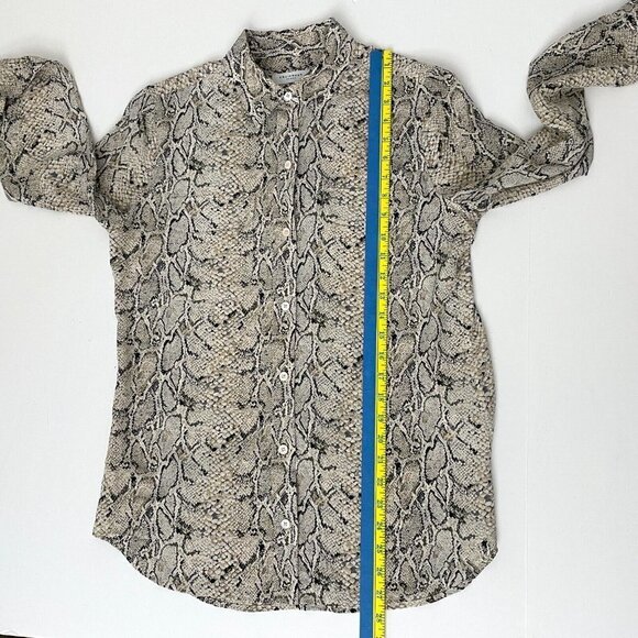 Equipment Women's Tan & Black Snakeskin Print Silk Shirt Button Front size S - Picture 6 of 9